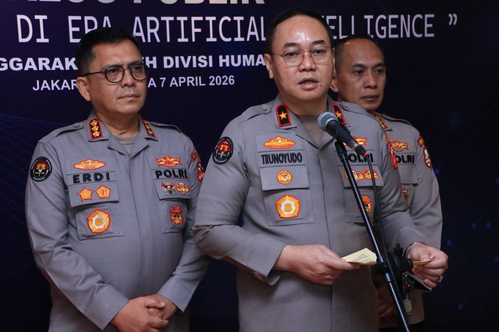 Divhumas Polri Gelar Dialog Publik Bahas Tantangan Hukum di Era AI